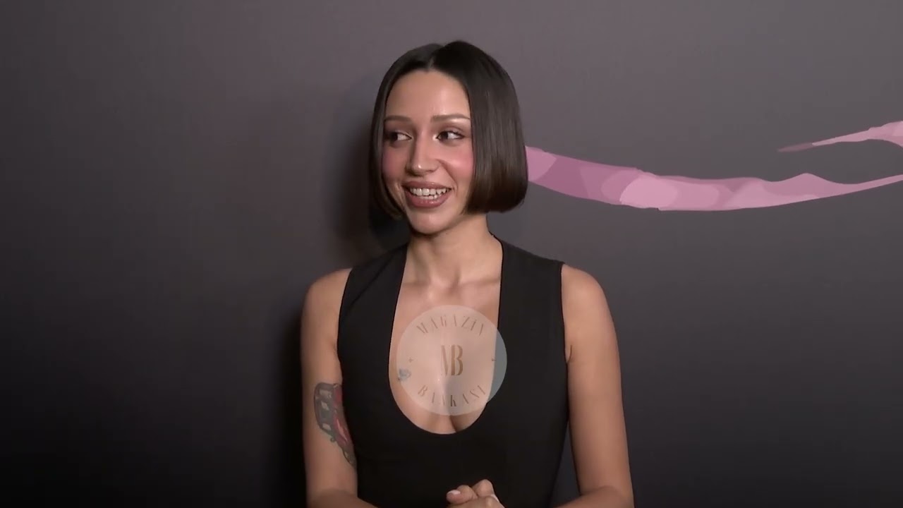 Zeynep Bastık’a bir ödül daha: Elle Style Awards’ta gecenin en çok konuşulanı oldu