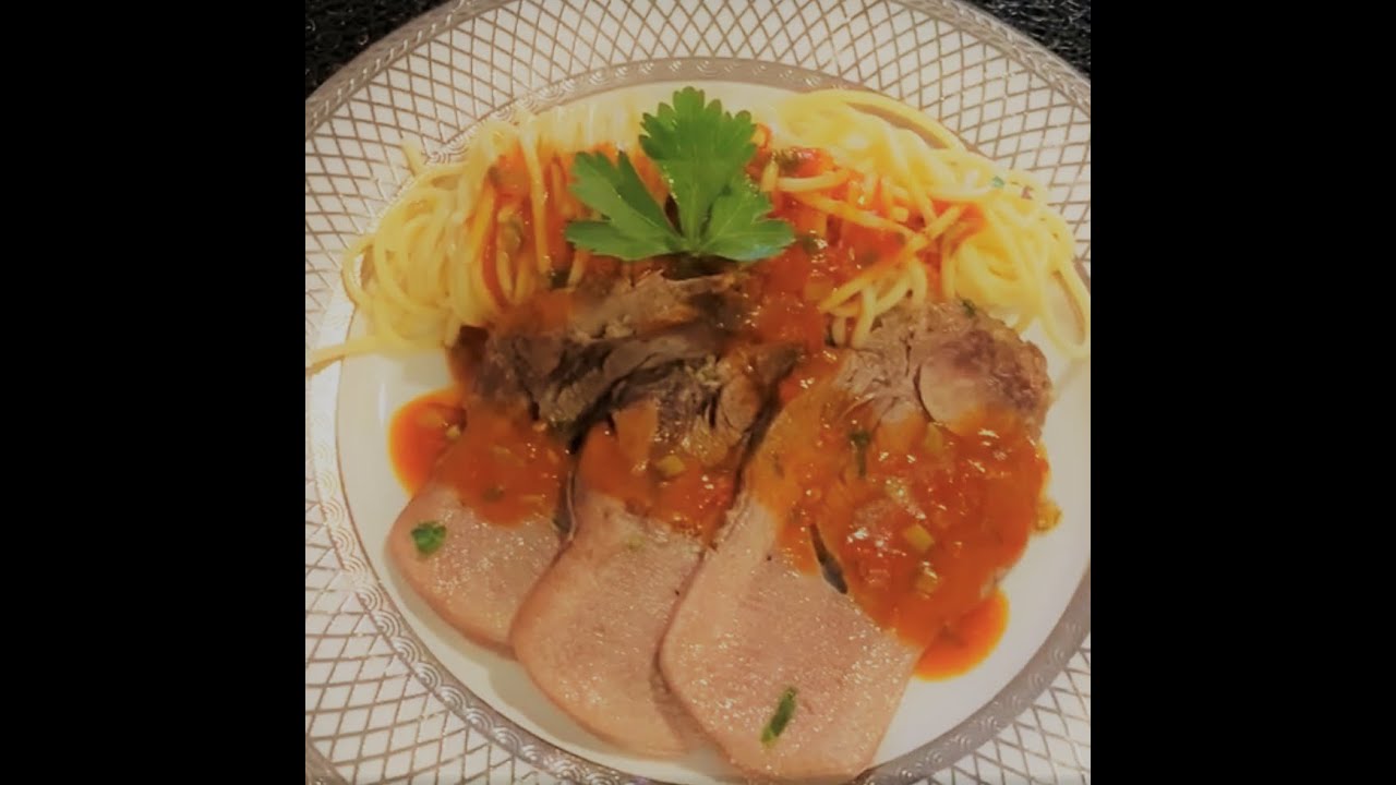 Recette Langue de Bœuf sauce tomate piquante 👍👍👍🍅🍅🍅لسان البقربالمكرونة  صلصة 🍅