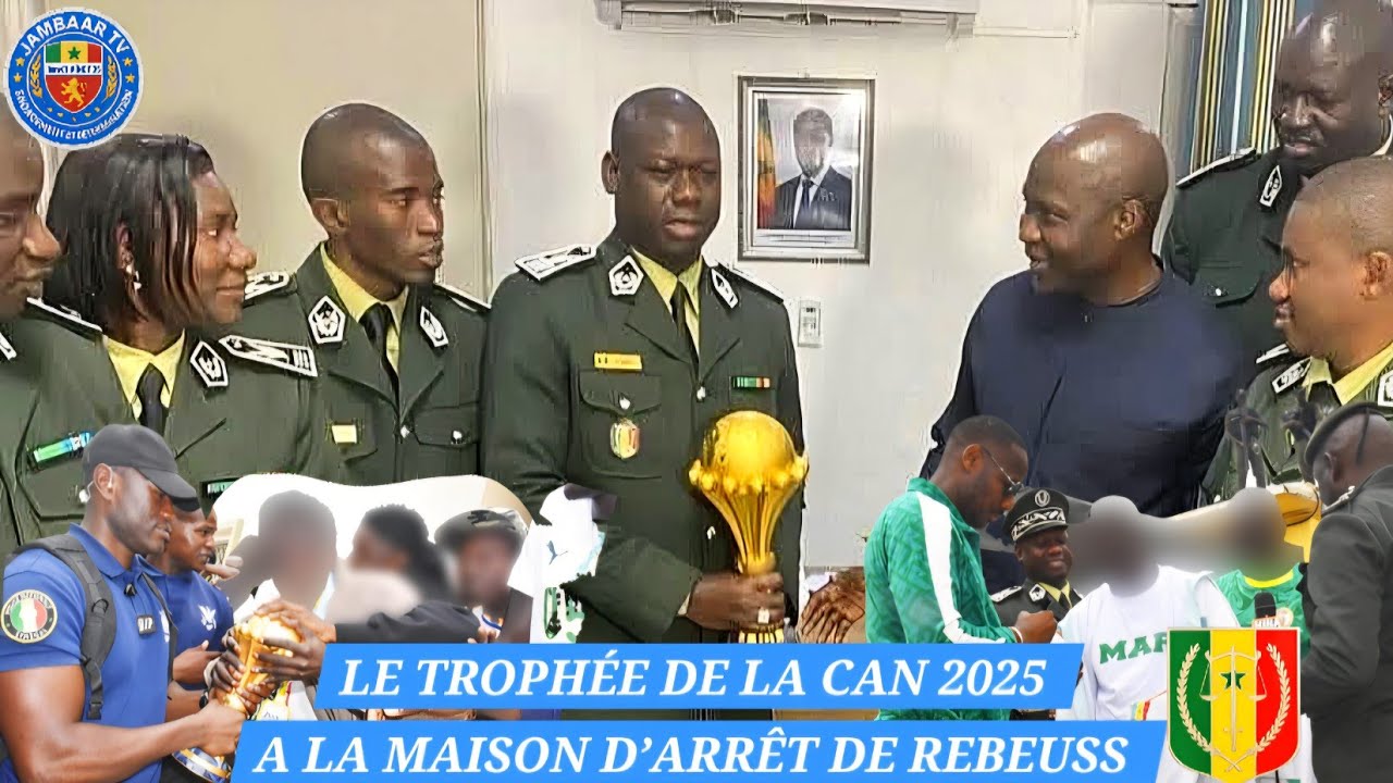 Le Trophée de la CAN 2025 Présenté aux Détenus de Rebeuss : Entre Fierté Nationale et Espoir.