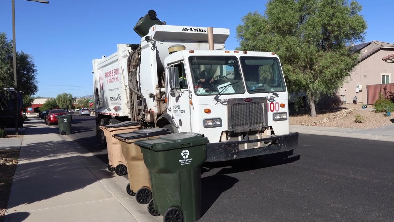 Parks & Sons Of Sun City | Growling Peterbilt 320 McNeilus ZR Garbage Truck