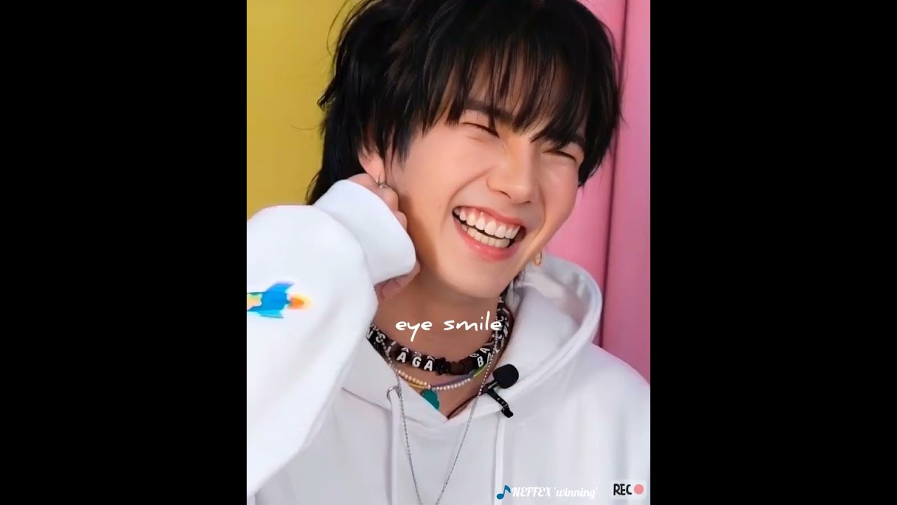 stuck on you 💙Build jakapan puttha💙 #biblebuild #buildjakapan #beyourluve #bubbles cr.owners