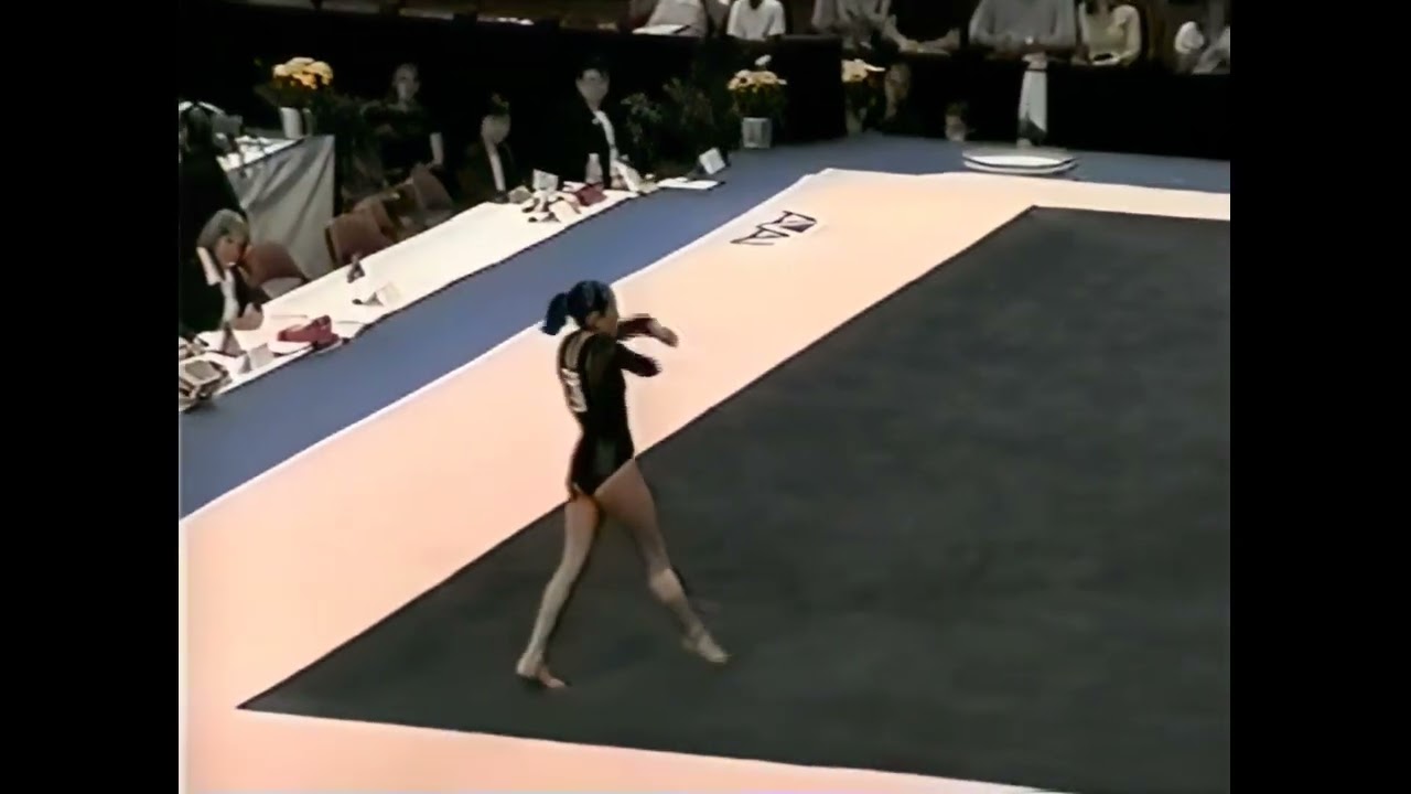 AA FX 2003 World Championships   Camila Comin BRA