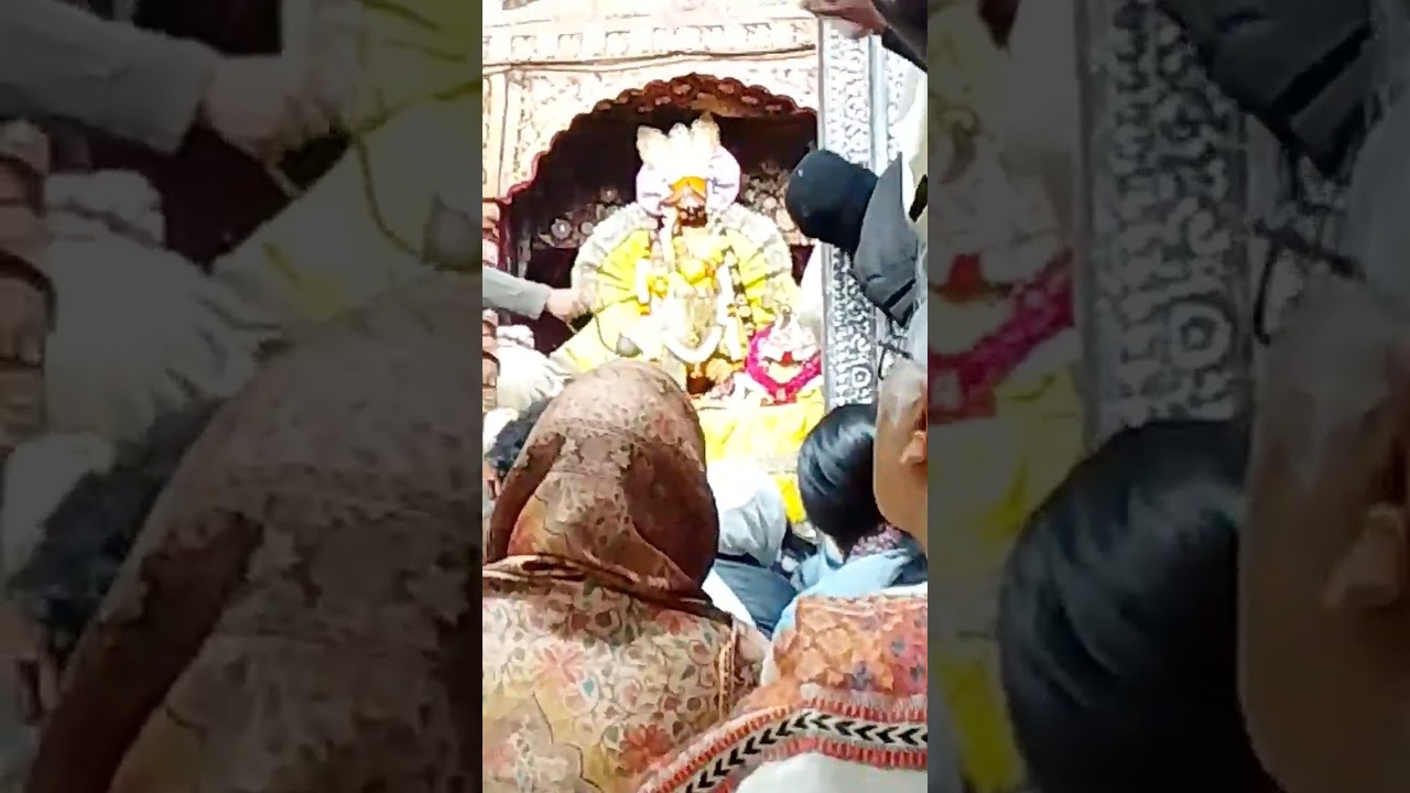 गणतंत्र दिवस के शुभ अवसर पर राधा वल्लभ की विशेष आरती।