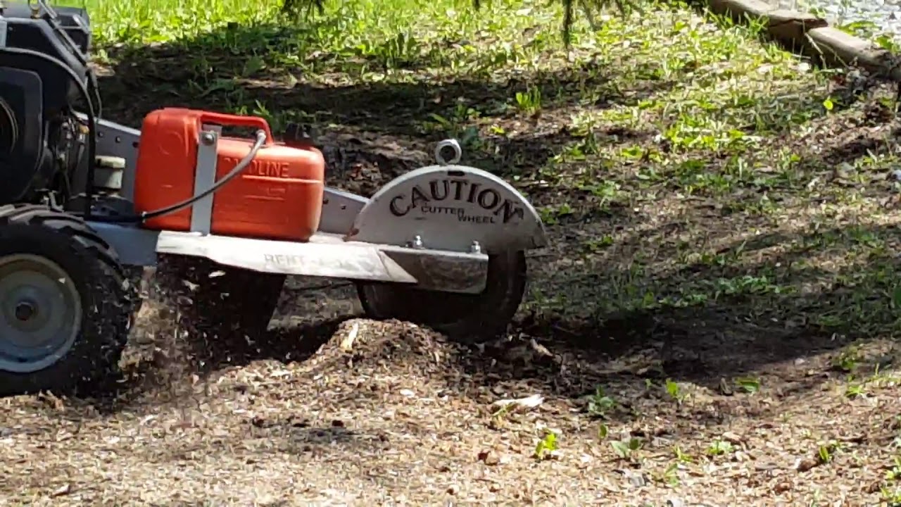 Dosko Stump Grinder in Action