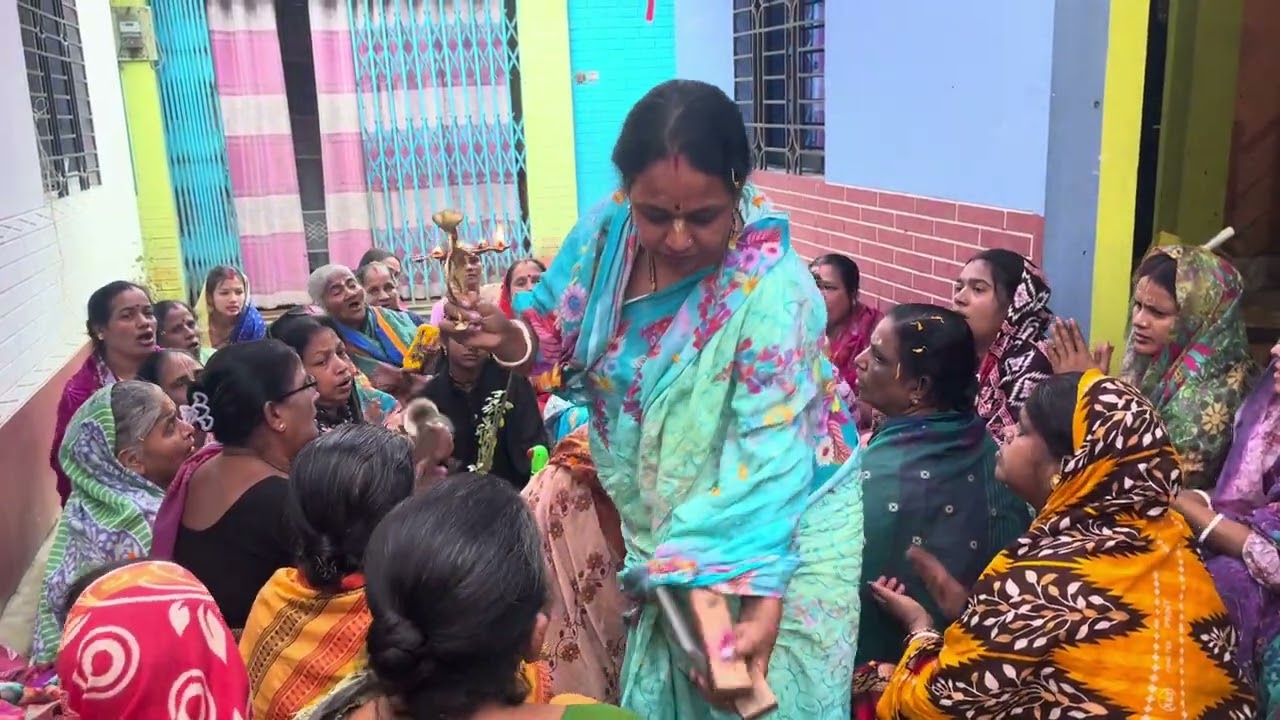 মধ্যাহ্ন সময়ে নাম কৃর্তন 🙏