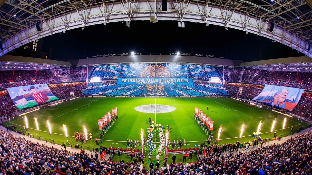 Matchday PSV-Heracles Almelo : 13/12/2025 : 4-3 : Sfeeractie Frits Philips : Lighttown Madness 💡