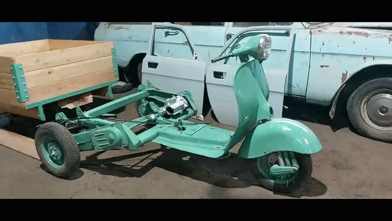 Вятка МГ-150П. Редкий грузовой мотороллер. Сборка после покраски.