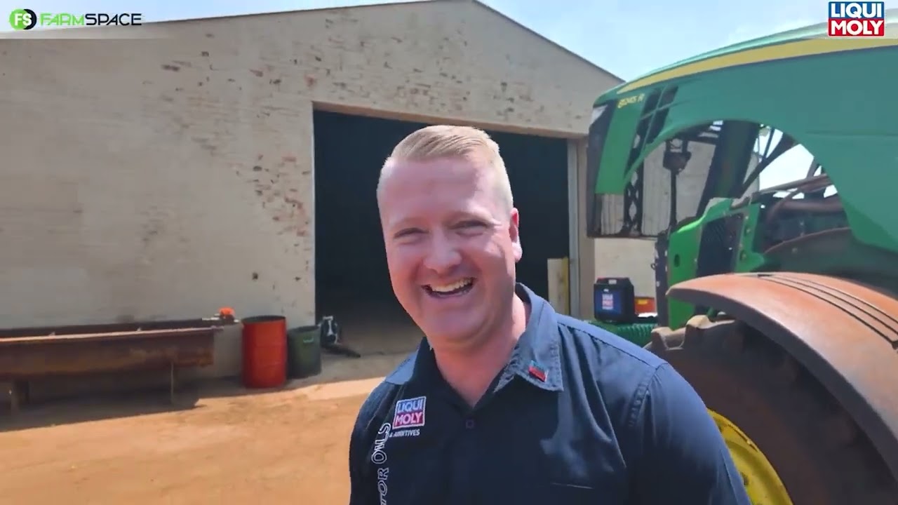 Hoe kan jy jou trekker se kajuit skoon kry van al die stof en grond? Liqui Moly het die oplossing.