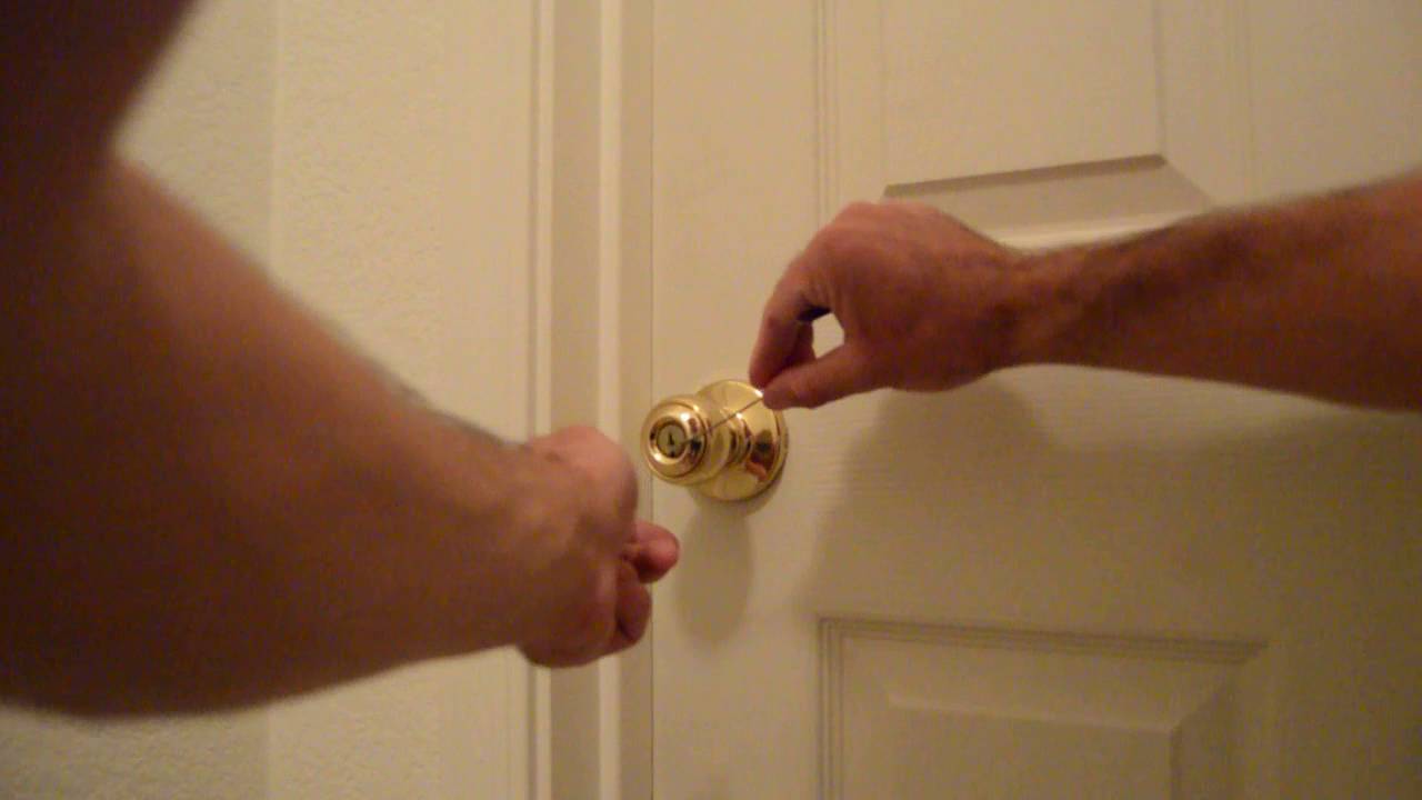 Sparrows Tuxedo vs. Kwikset