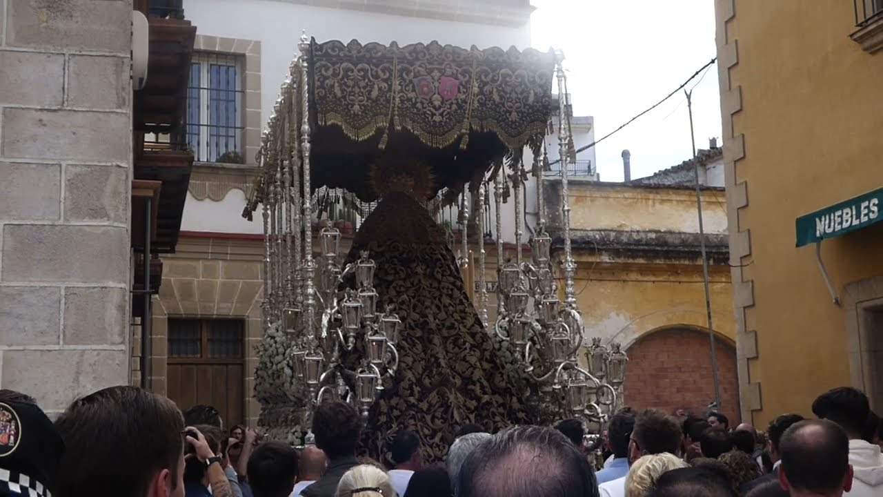 MAGNA MARIANA JEREZ 2024. Paz en su Mayor Aflicción por la calle Ávila con 'Pasa la Virgen Macarena'
