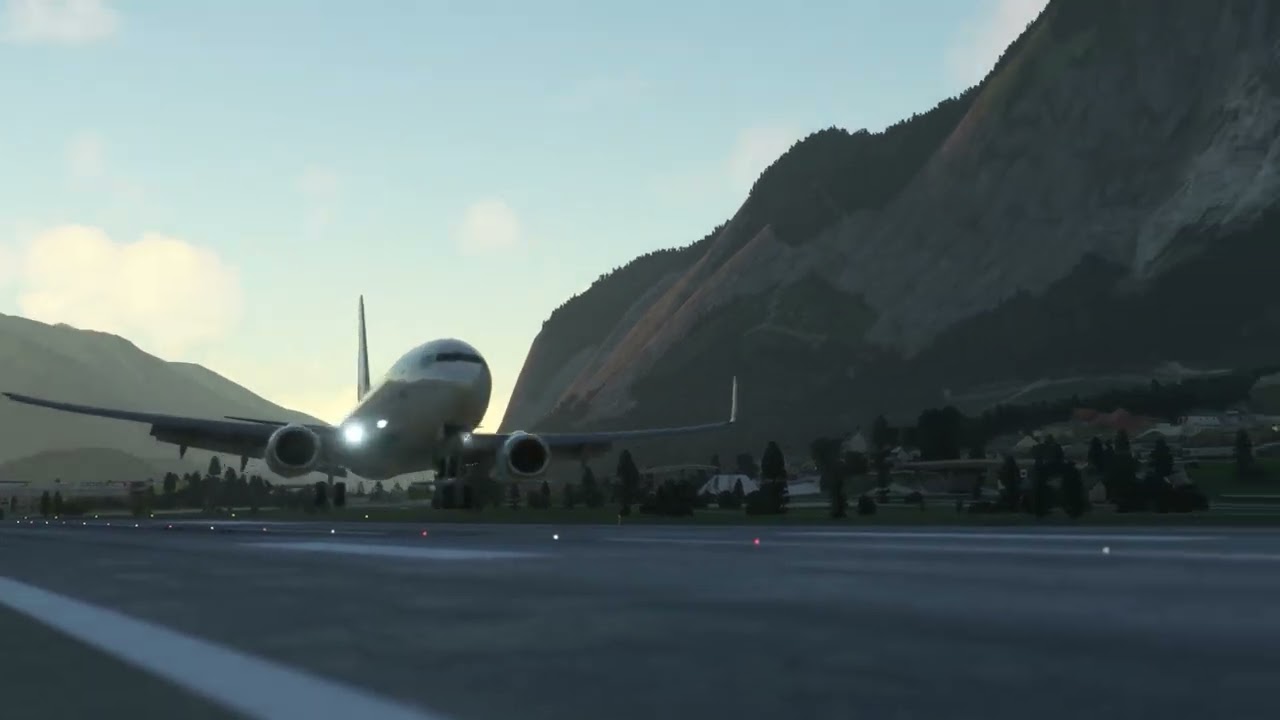 LOWI _ Innsbruck RWY08 Circle-to-land with GUST30KNOTS crosswind!