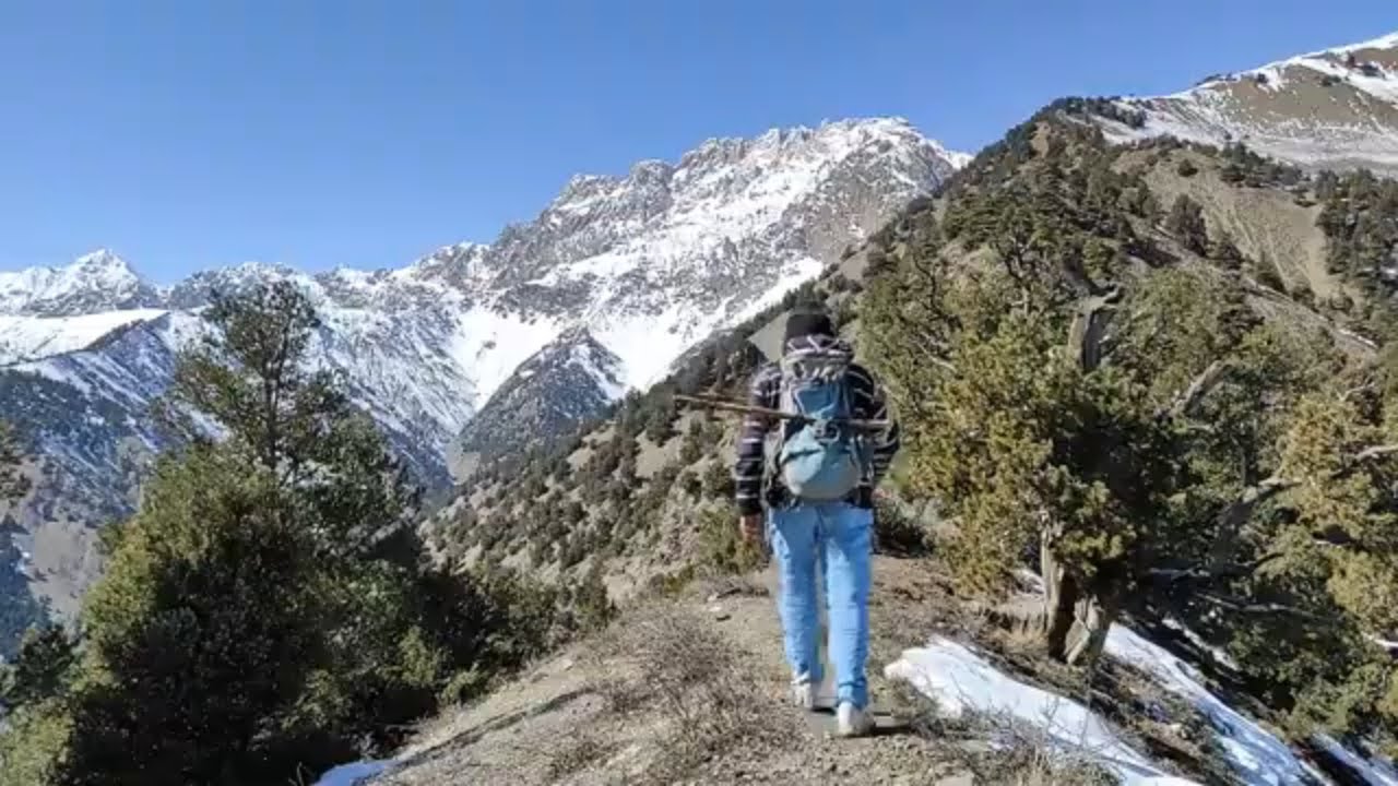 Hiking 20 Miles alone on the Singoordoke Dolomuch Ridge and Seenlasht Gole Ridge in Lower Chitral