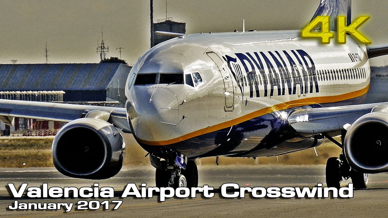 Valencia Airport Crosswind 2017 [4K]