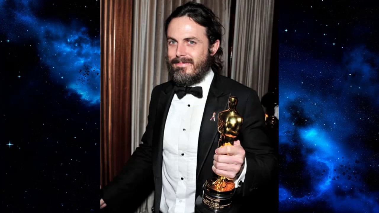 Casey Affleck and Summer Phoenix Divorcing!