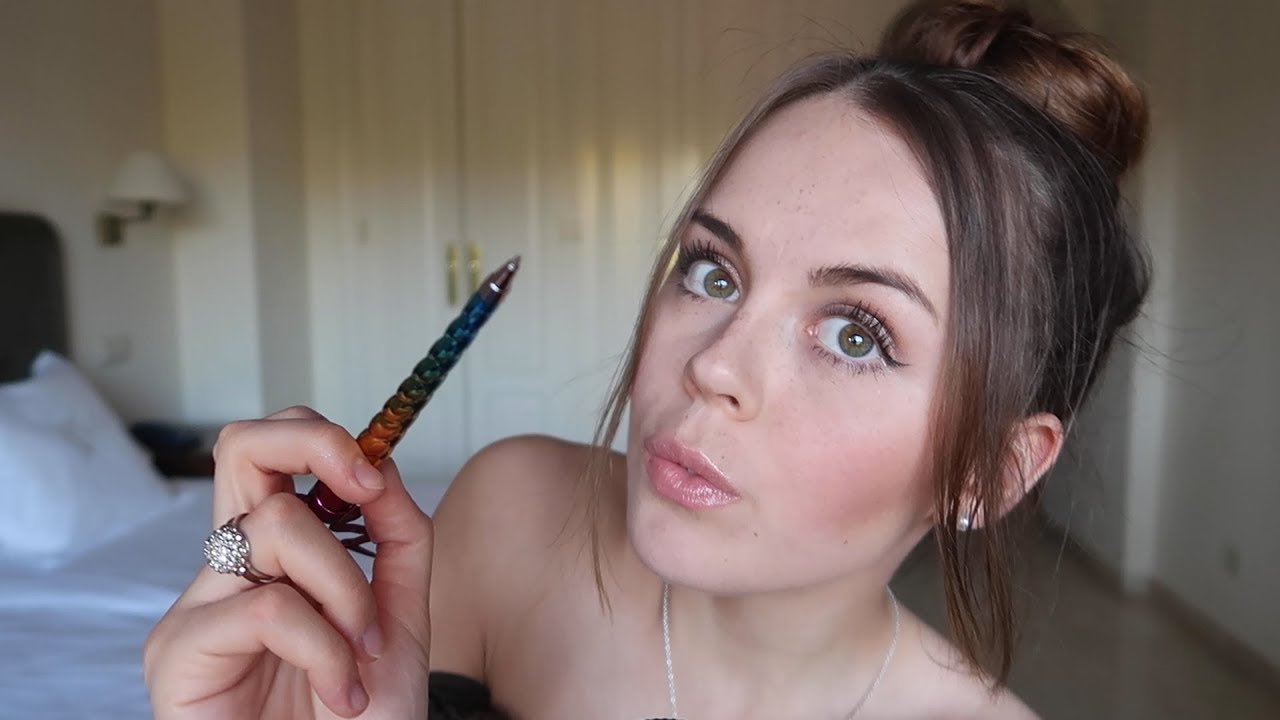 ASMR - Word Tracing You To Sleep (sooo tingly!!) 😴