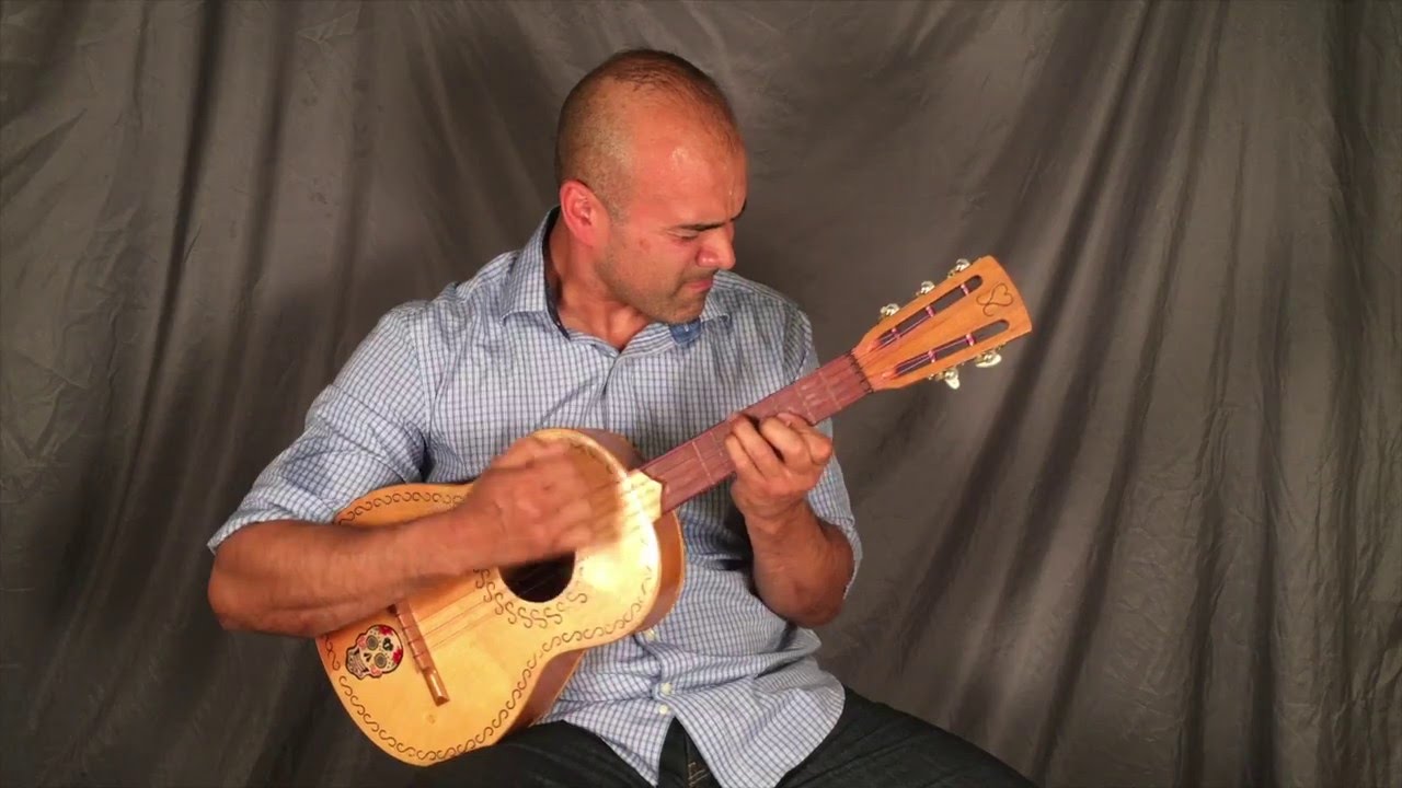 Cascabel Solo Tony Zuñiga