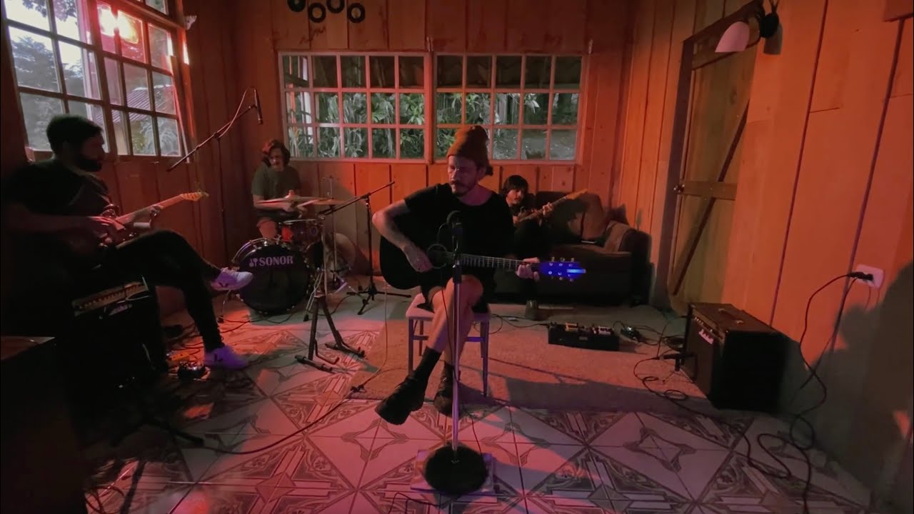 Adiós Cometa interpreta 'Franco' y 'Norte' | In My Room Live Session | Rolling Stone MX