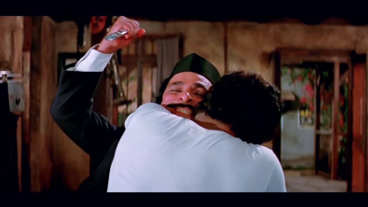 लॉटरी के इनाम का पता चलते ही दोस्त ने ही पीठ में चुरा घोप दिया - Amitabh Bachchan की सुपरहिट मूवी