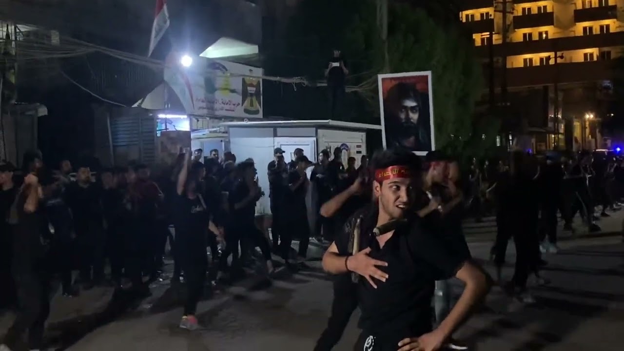 استعراض موكب اهالي الزعفرانيه في منطقه الكراده مجانين الحسين (ع)