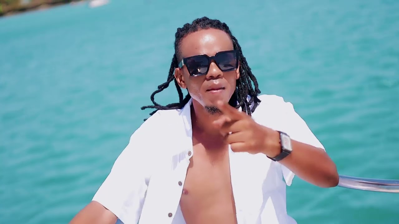 DANNY_LOVE_KITOBO_NA_IYA(Official vidéo)
