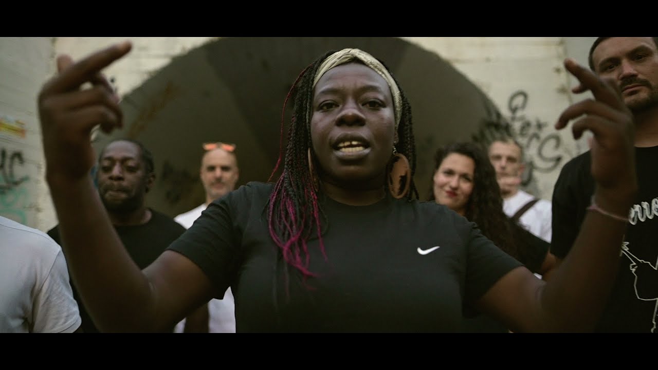 Flavia Beaka - ESTRICTO (Prod  Zamoranobeatz)