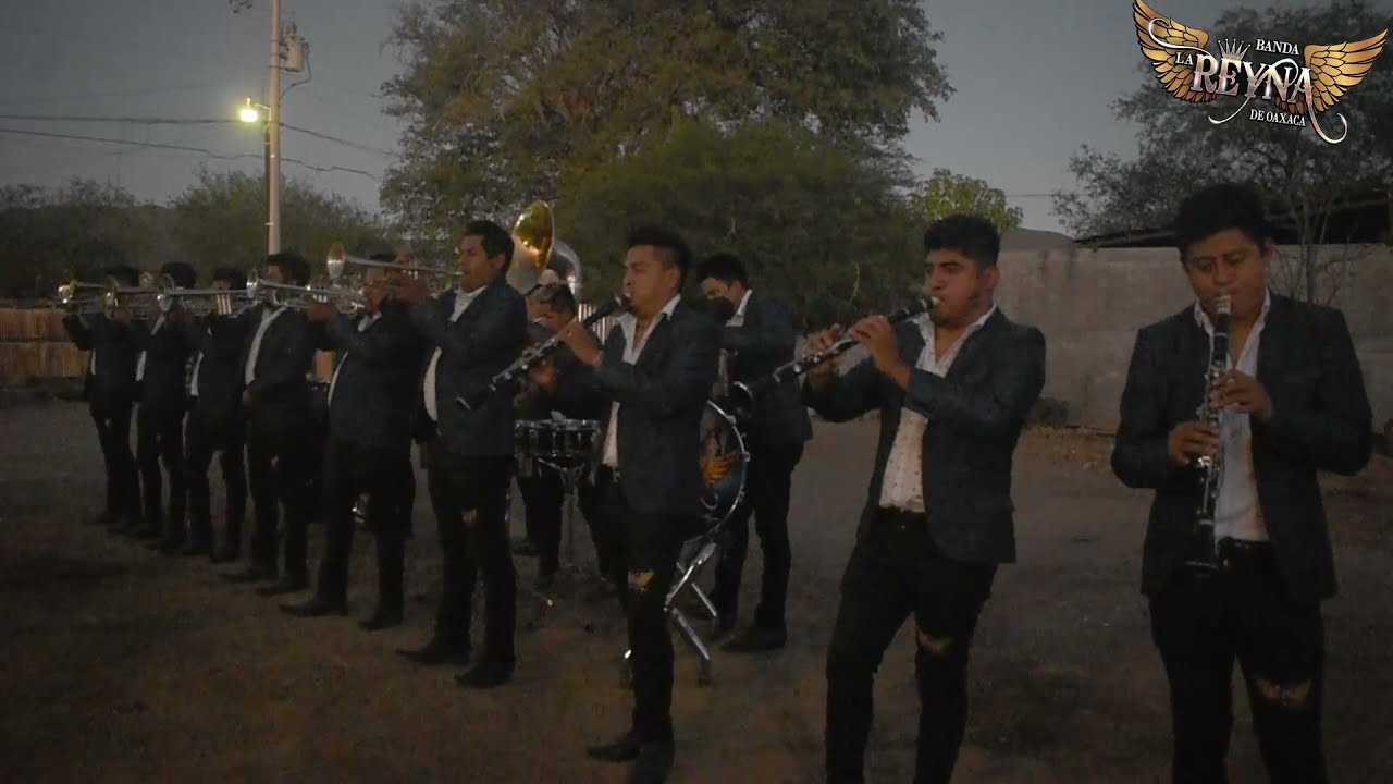 Banda la Reyna de Oaxaca - Dame Una Señal