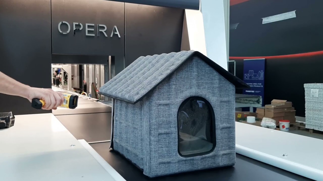 OPERA packs pet food and products