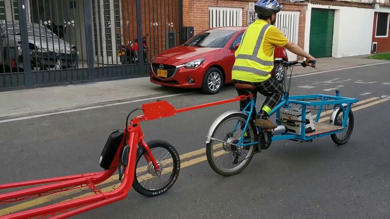 Bicicletas de carga cero emisiones con adici&oacute;n de trailer &oacute; remolque.