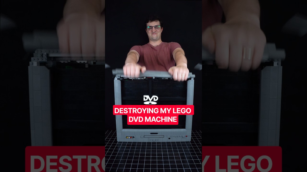 Аккуратно разбираю свою LEGO-конструкцию на части #lego #moc #machine