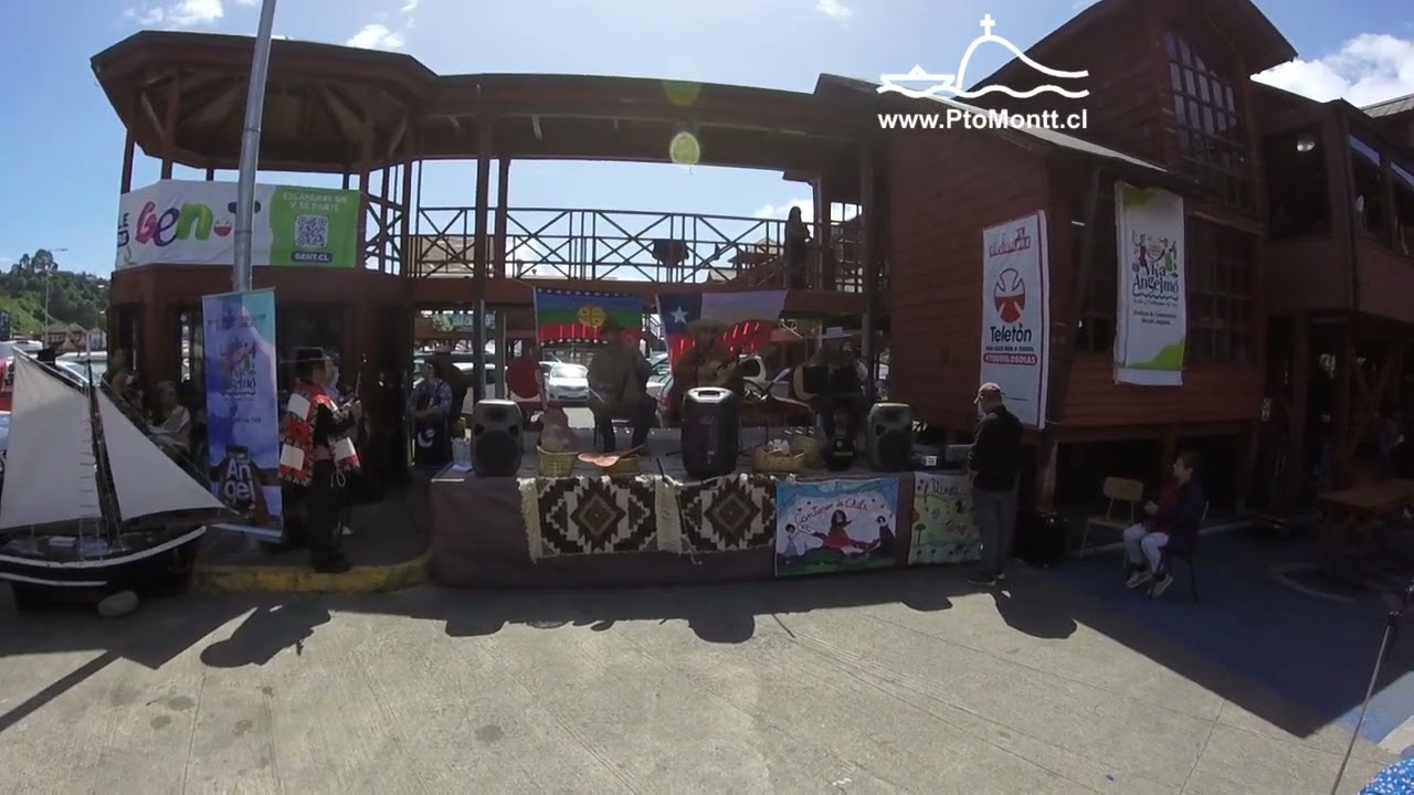 5º Encuentro de Cantoras Populares en el Mercado Angelmó (2 de 10)