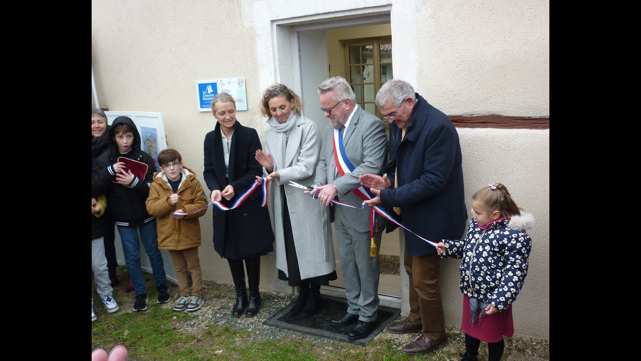 inauguration de la  bibliothèque et de la boulangerie de bouhet film movie