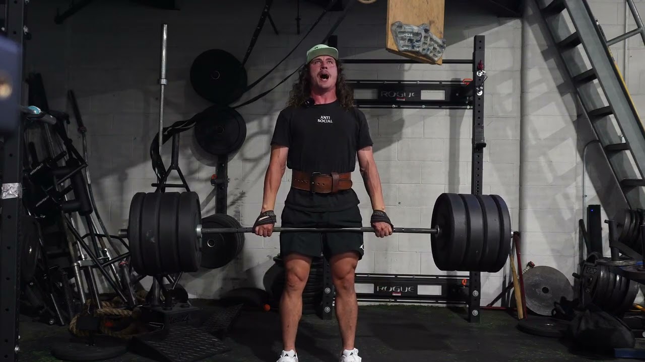 Angus vs Atlas Who Is Right? Deadlifts And Lunges