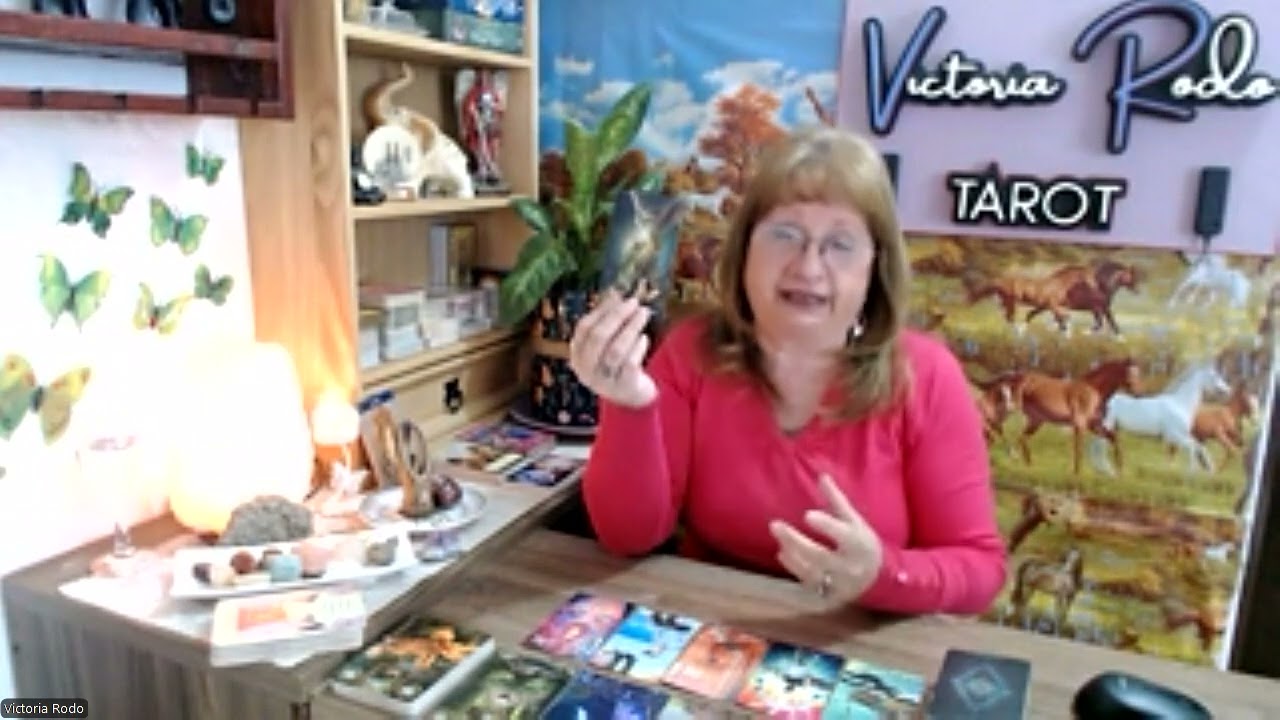 PISCIS.  TE AYUDO LA INTUICION!!!! 24 AL 30 NOVIEM..  VICTORIA RODO TAROT. 59894239682.