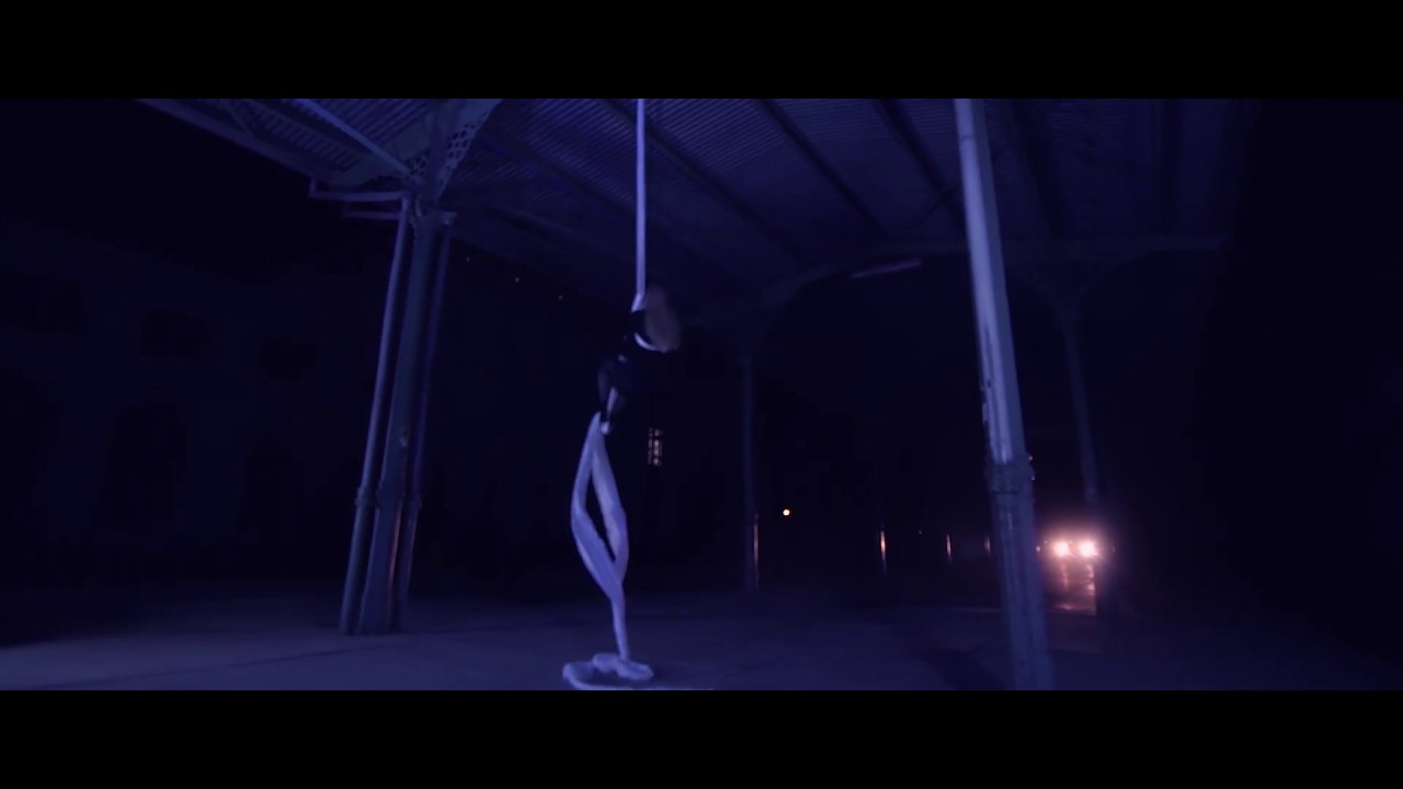 Archive - Again (Aerial Silks) Aerial Poetry - Martwa Fala