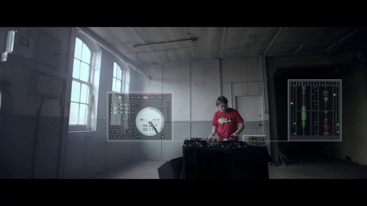 DJ Switch vs. Denon DJ SC3900 'Digital Turntable'
