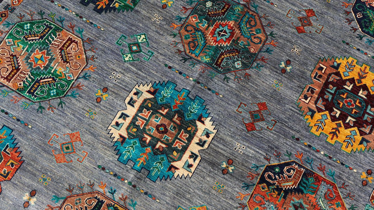 Ersari Tribal Hand-Knotted Rug – Light Gray (Approx. 6×8)