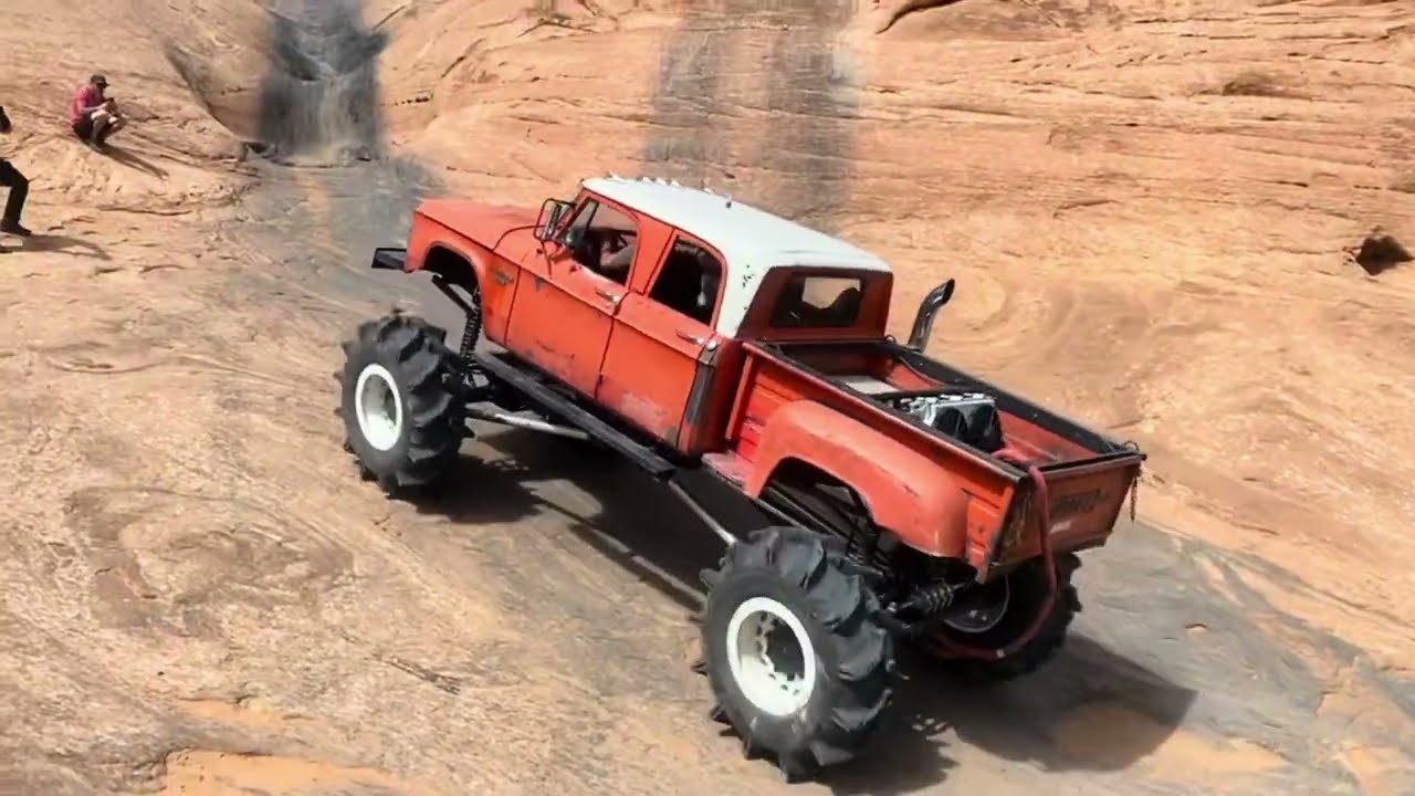 Mud Truck Mastery: MegaDodge Tackles Moab’s Escalator