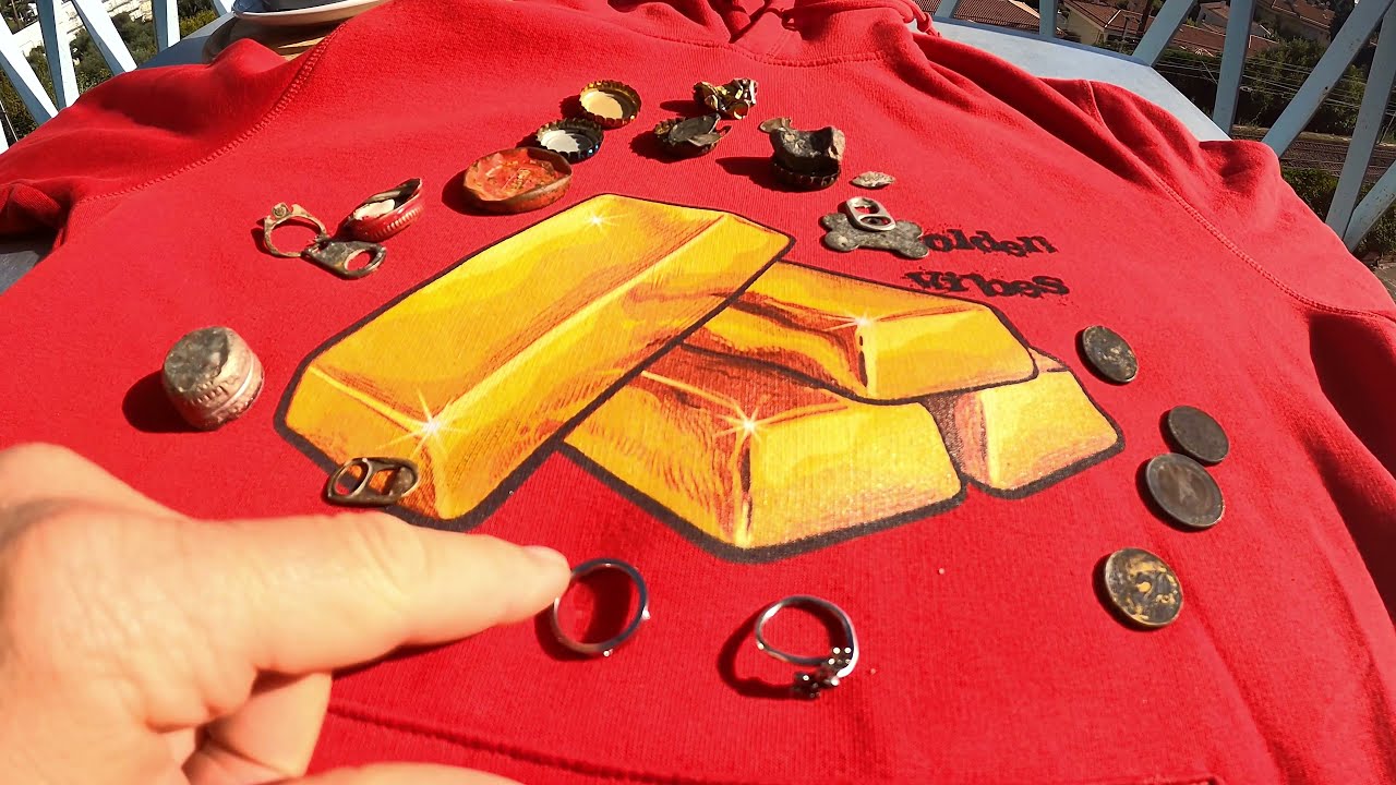 GOLD! More treasures on the Cote d'Azur Metal detecting underwater
