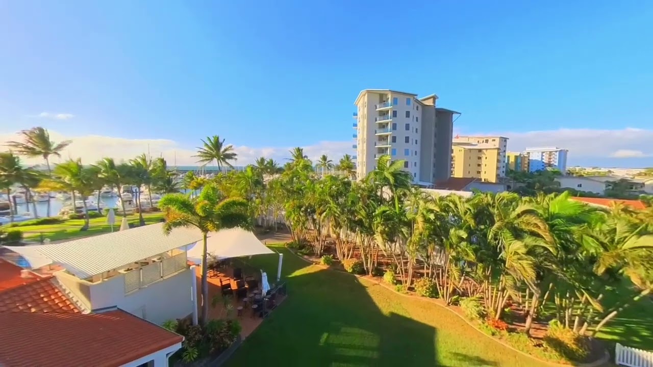Mantra Mackay Hotel 4K - View from Level 2 balcony 7am 15-04-2024