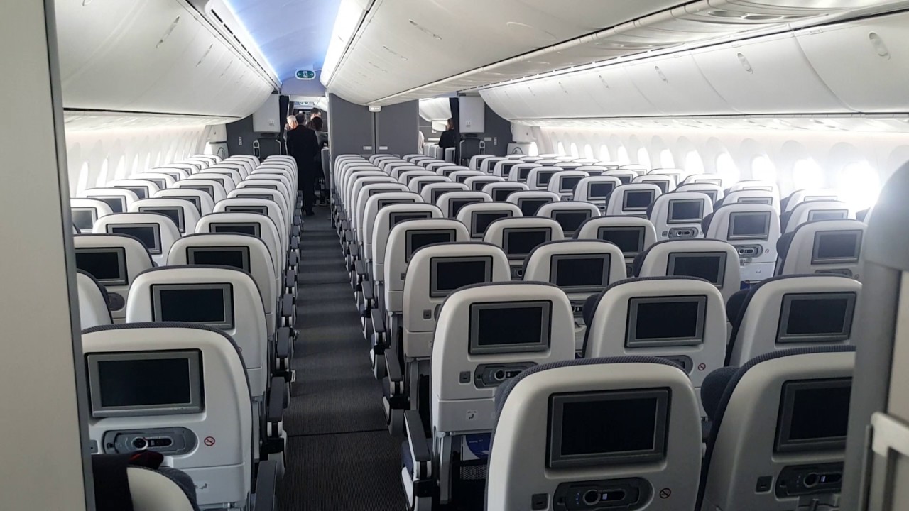 On board British Airways Boeing 787-9 Dreamliner