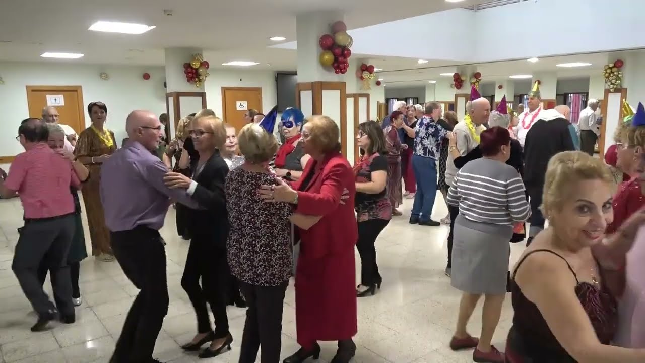 Baile de Fin de Año en el Centro de Mayores de Telde 2025