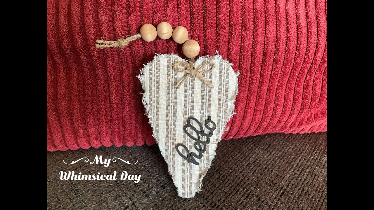 Потрепанные края у массивного деревянного сердечка из магазина Dollar Tree!