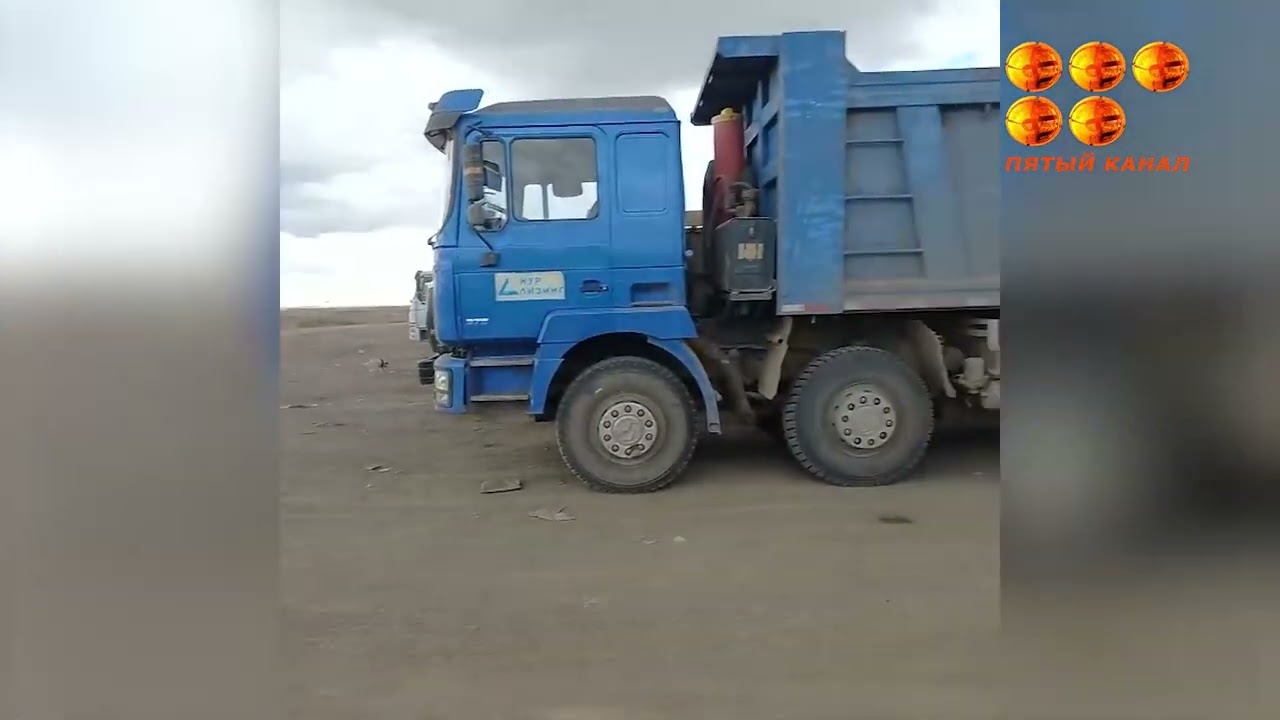 Очередь почти не двигается.