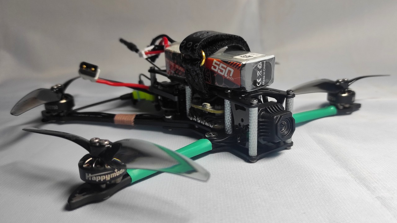 Первый полёт Flywoo Explorer с камерой.