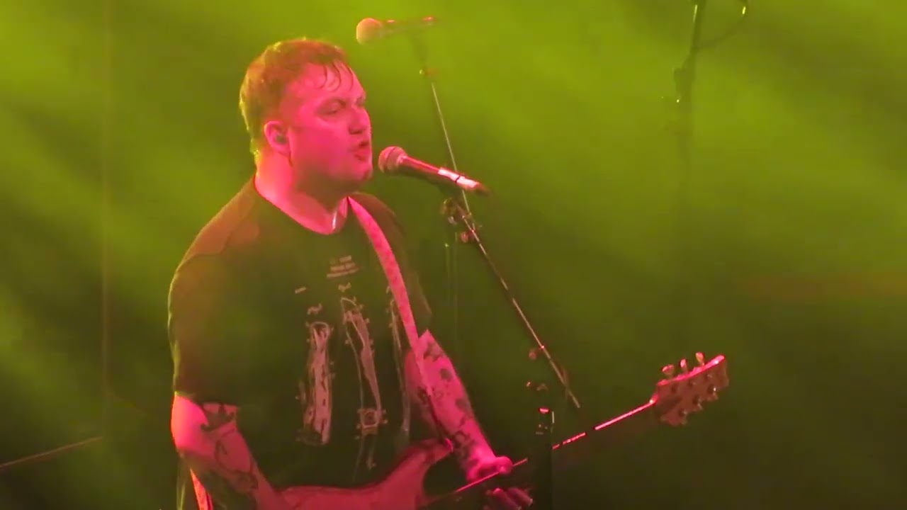 Modest Mouse - Bankrupt on Selling (Live @ Roadrunner - Boston, MA - 12/16/22)