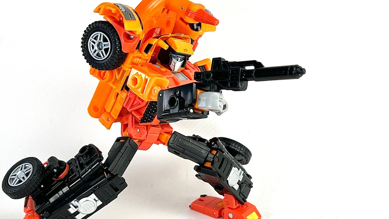 Terrific Triple Changer ! Transformers LEGACY United Leader Sandstorm G1 Universe Chefatron Review