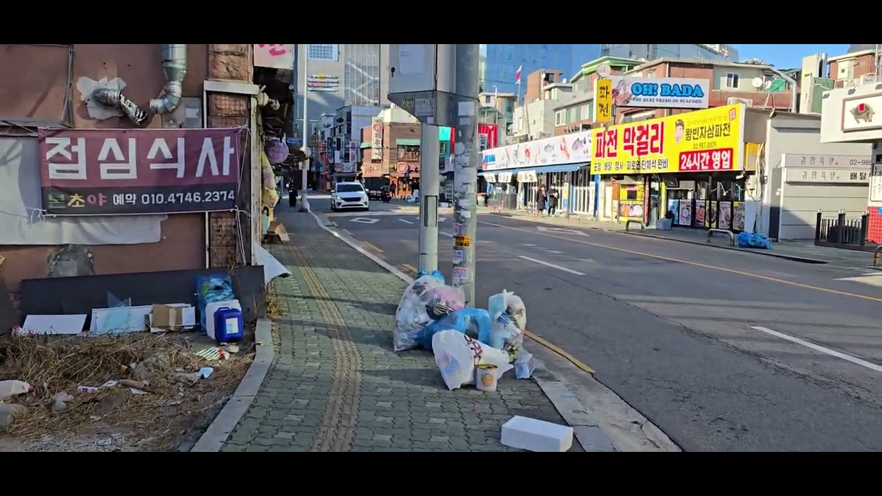 Mia Sageori Station Exit 2 Walk  Motel Alley & Local Food Street, Seoul