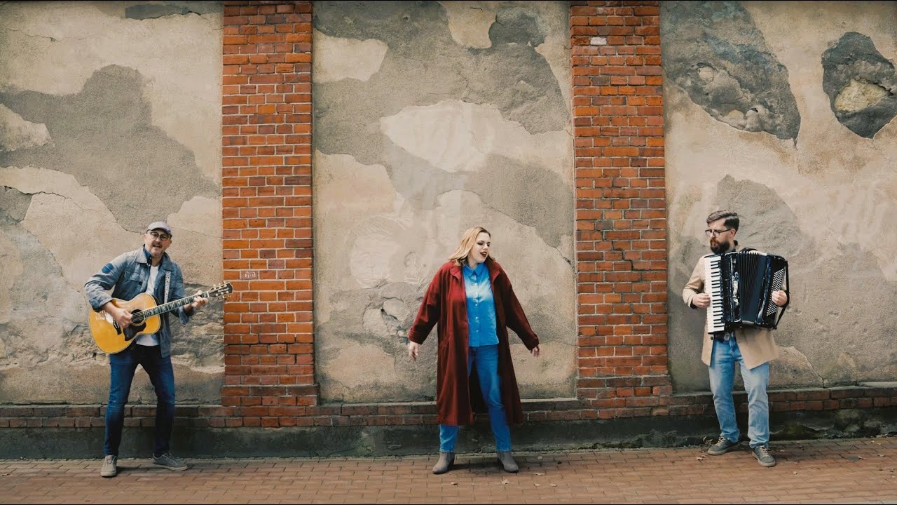 APLIS (Imants Kalniņ&scaron;, Ainars Mielavs) DUETS MEDIANTE  un INDARS GRASBERGS 