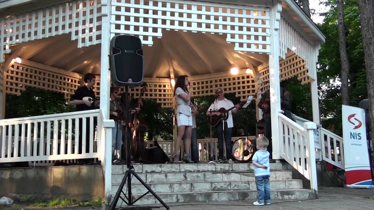 Grupa Ravnica & Ana Perišić - Je veux (Zaz cover)