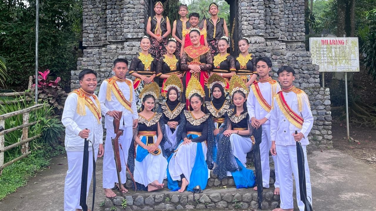 NYI AGENG SERANG XII-1